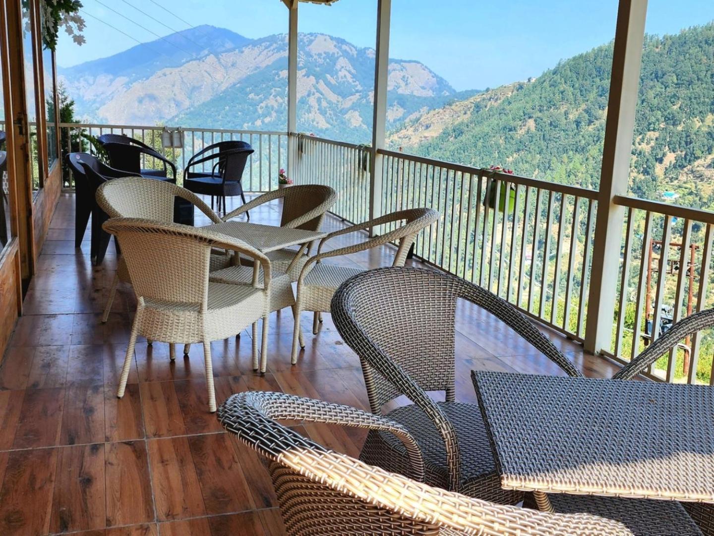 The Mystic Pines Hotel Nainital Exterior photo